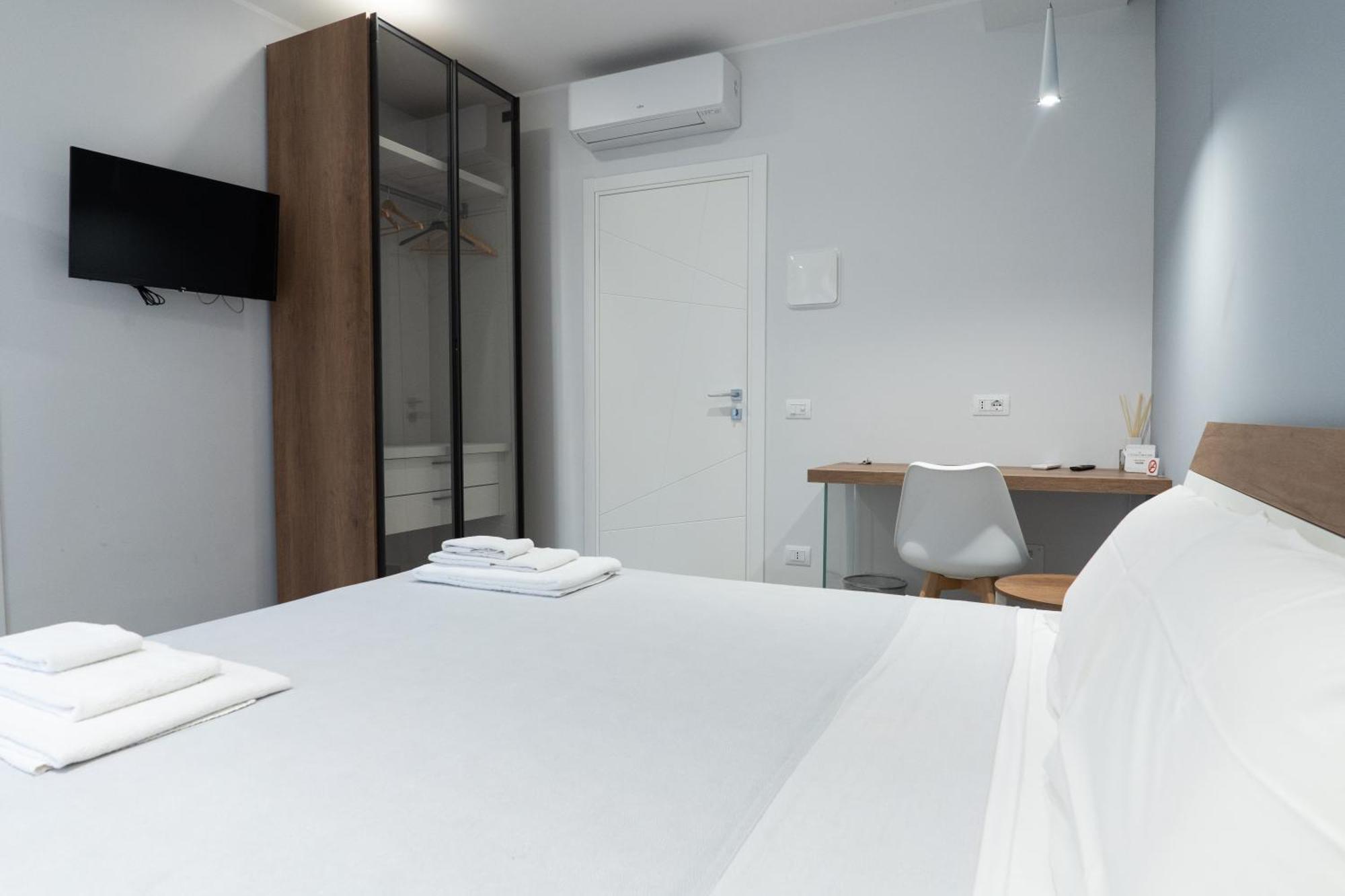 Catania E Dintorni Living Rooms ภายนอก รูปภาพ