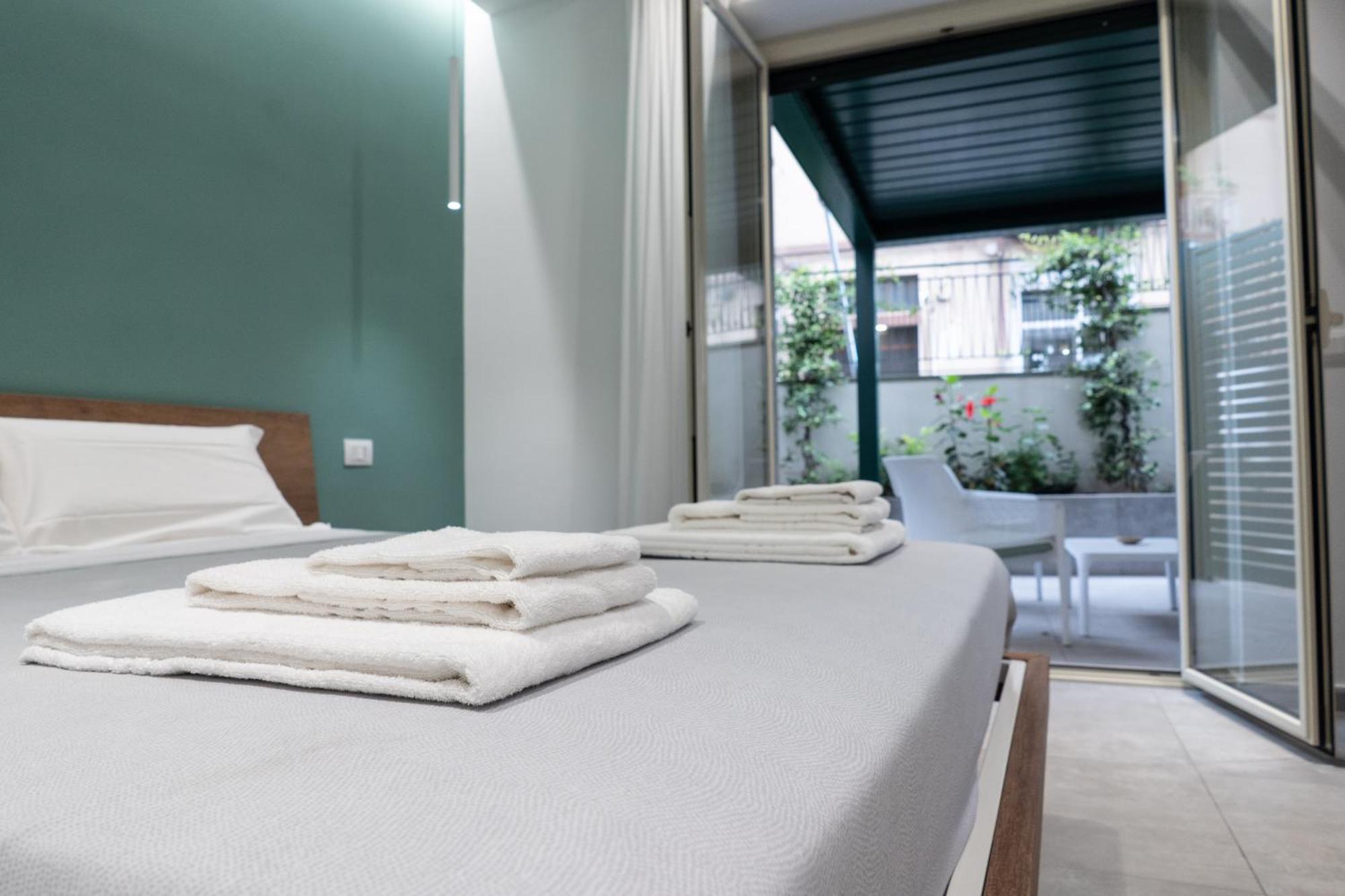 Catania E Dintorni Living Rooms ภายนอก รูปภาพ
